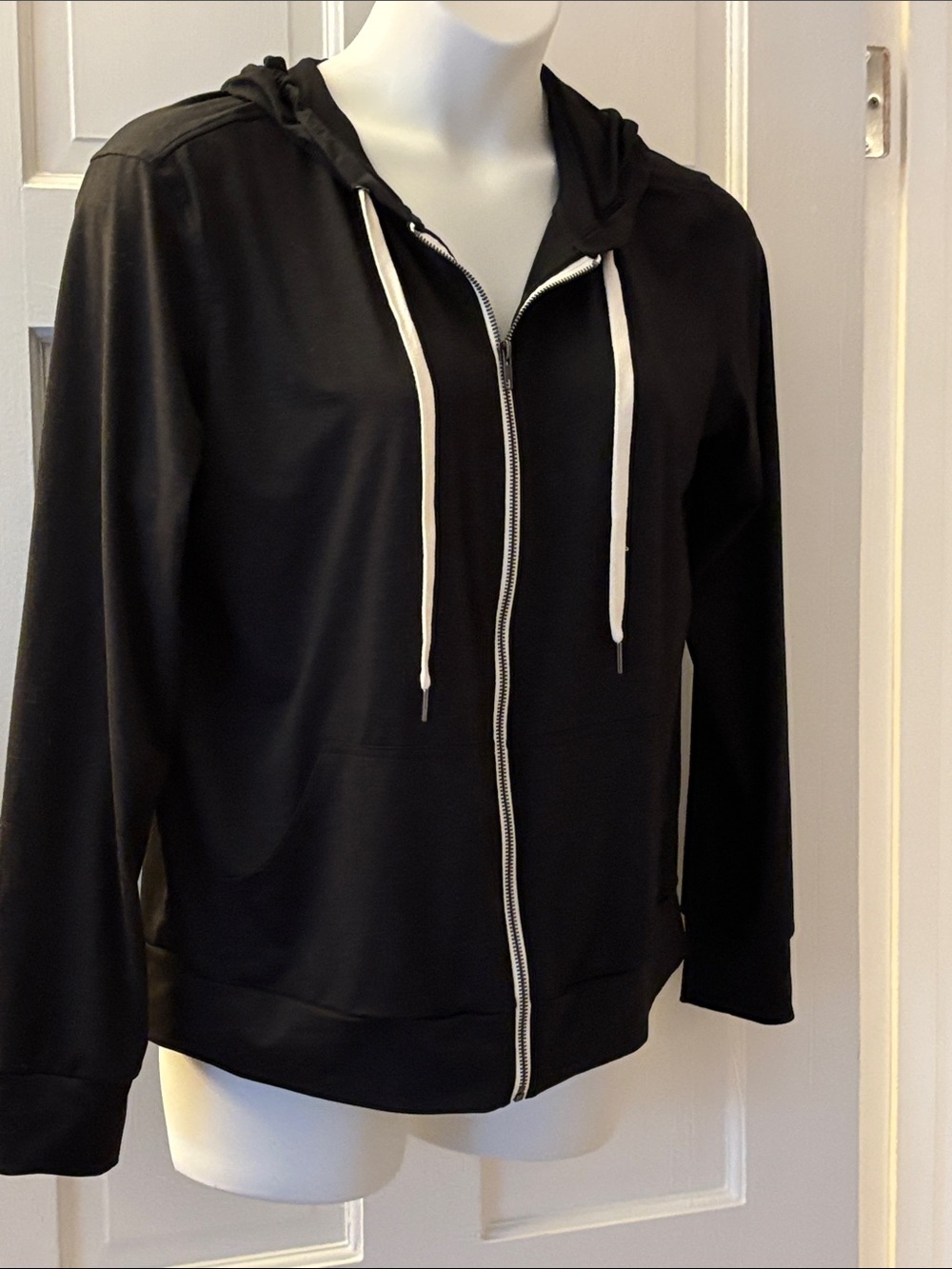 Women’s Zyia Black Zip-Up Hoodie Jacket with Drawstring XL